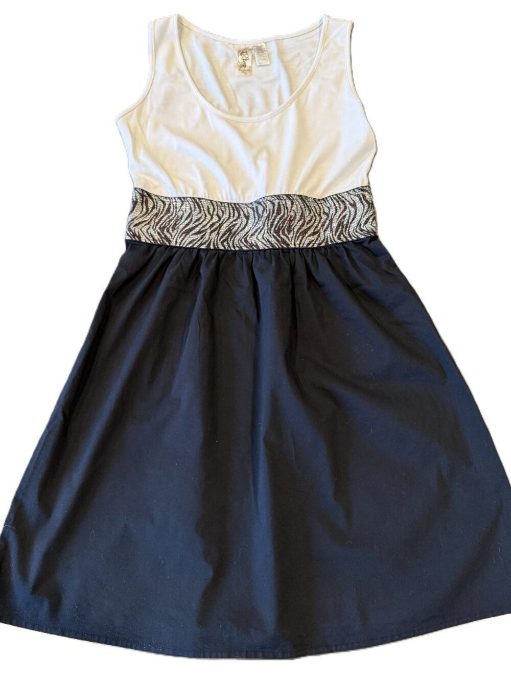 Lster Women’s Cream & Black Zebra Print Waist Short Dress Size Small